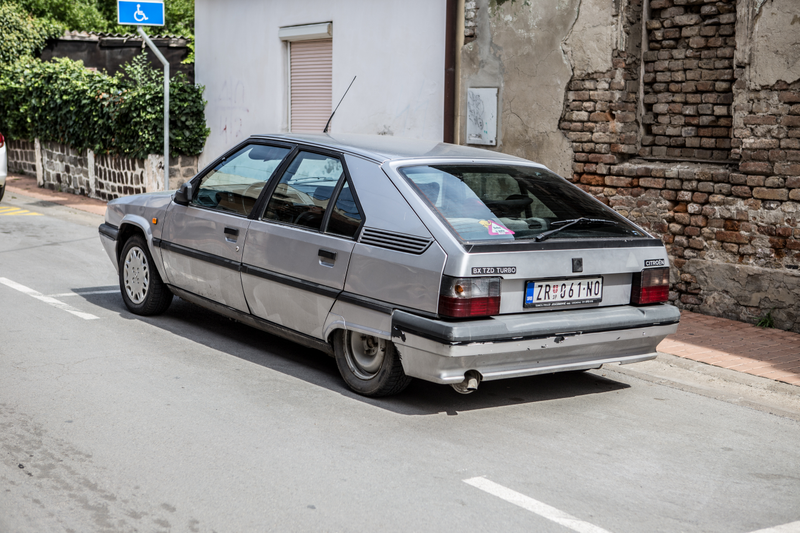 Illustration for article titled Euro cars photo dump